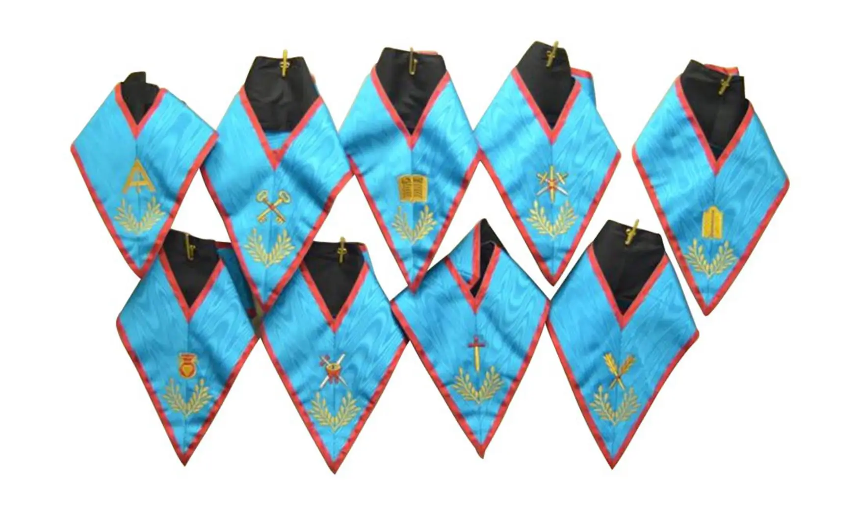 Lot 9 Sautoirs Officier